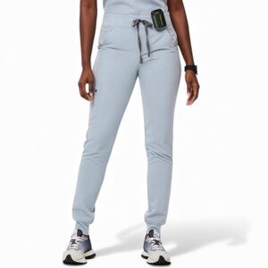 FIGS Women’s High Waist Zamora Jogger Scrub Pants in Light Gray | Size Medium